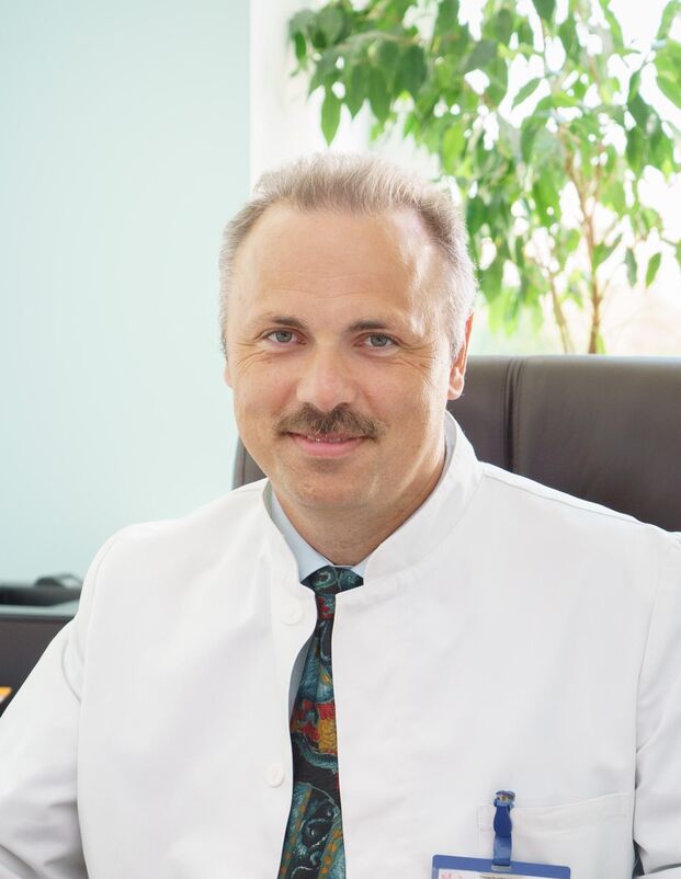 Dokter Vladimir Konstantinovich, Urolog Jean-Paul